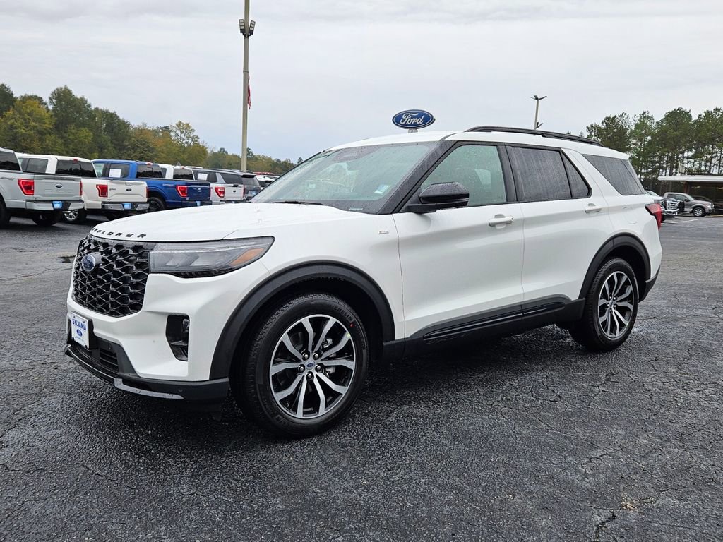 New 2026 Ford Explorer ST-Line w/ Premium Package image 3
