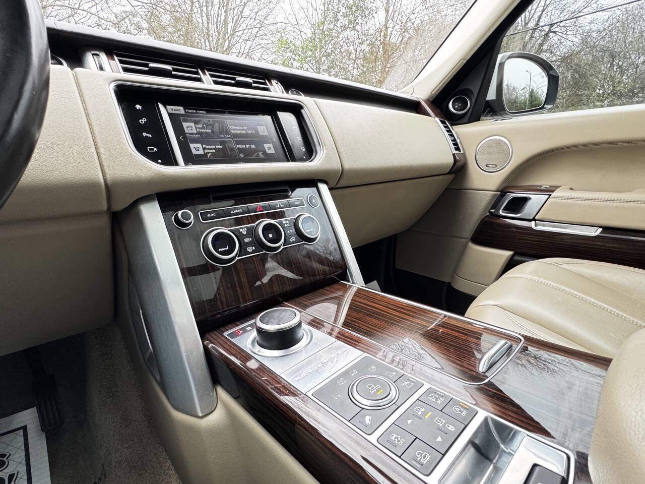 Used 2016 Land Rover Range Rover image 15