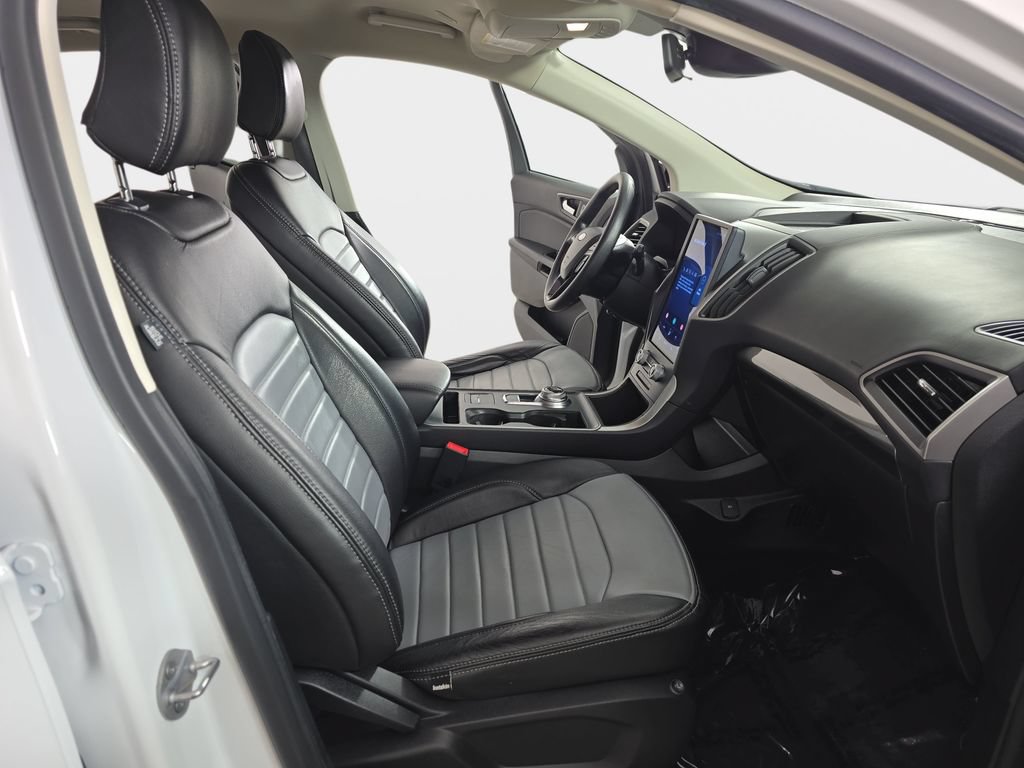 Used 2023 Ford Edge SE w/ Black Appearance Package AWD/4WD image 10