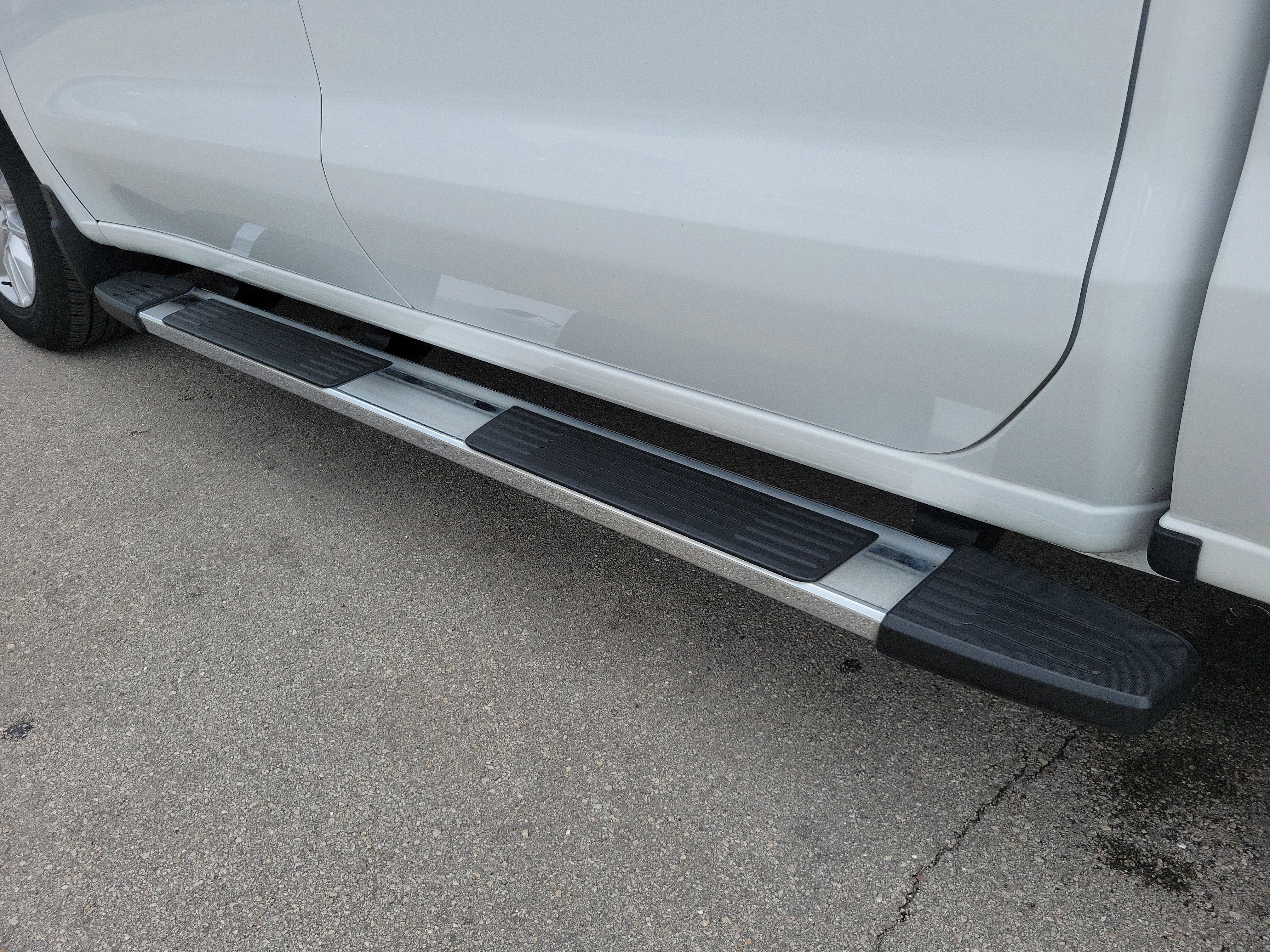 Used 2022 Chevrolet Silverado 1500 Custom RWD image 12
