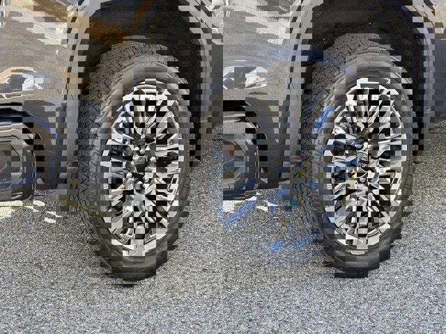 Used 2023 GMC Sierra 1500 Denali Ultimate image 12