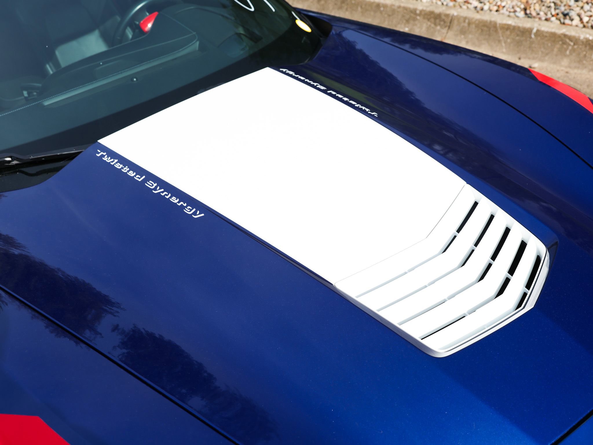Used 2018 Chevrolet Corvette Grand Sport RWD image 11