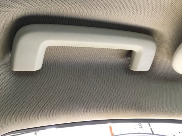 Used 2017 Ford Escape Titanium FWD image 31