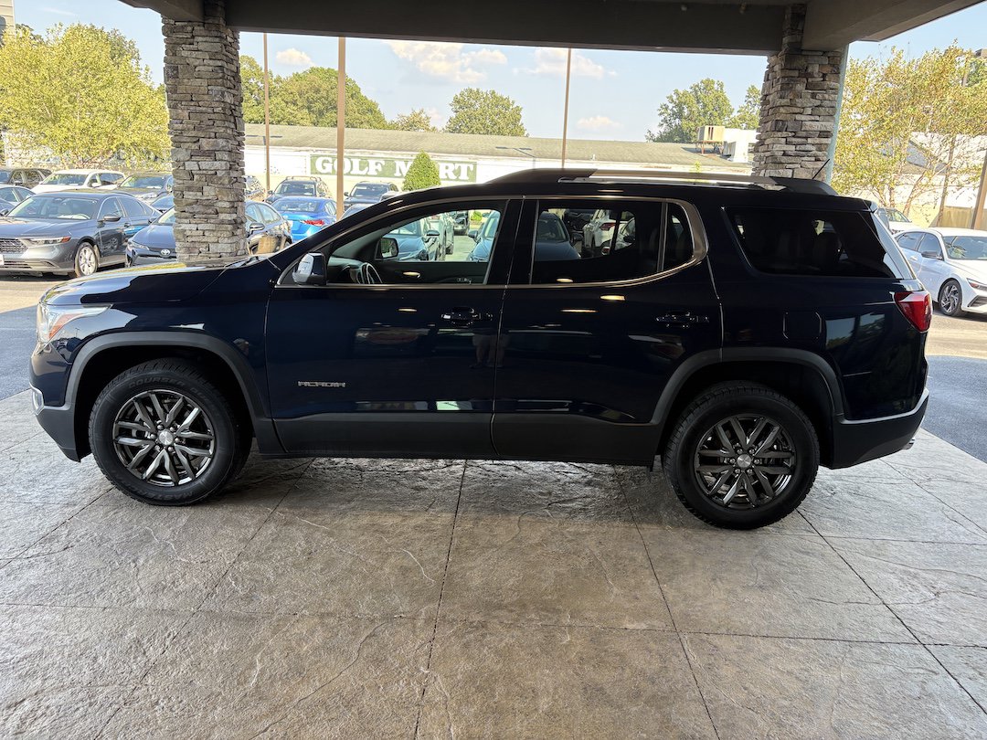 Used 2017 GMC Acadia SLT FWD image 9
