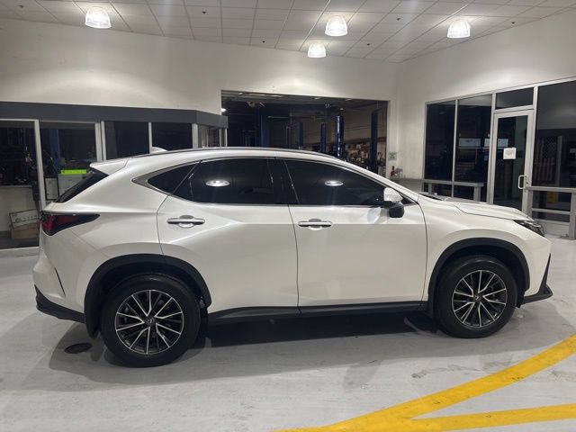 Used 2022 Lexus NX 350h AWD w/ Towing Package (2000 Lbs) image 8