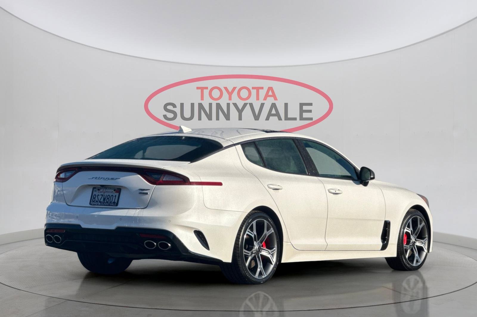 Used 2021 Kia Stinger GT1 image 3