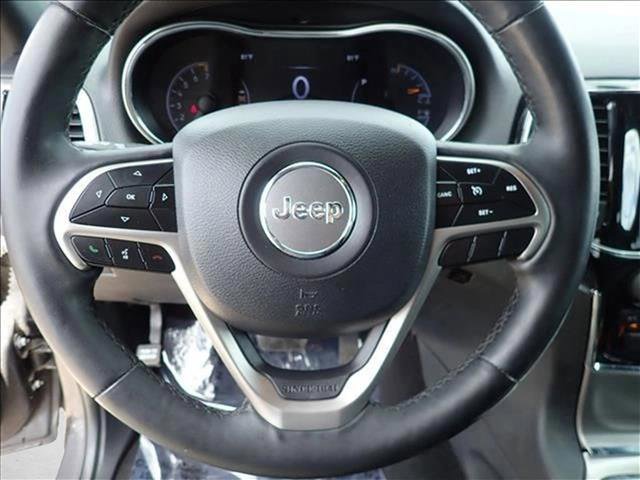 Used 2019 Jeep Grand Cherokee Limited w/ Trailer Tow Group IV AWD/4WD image 13