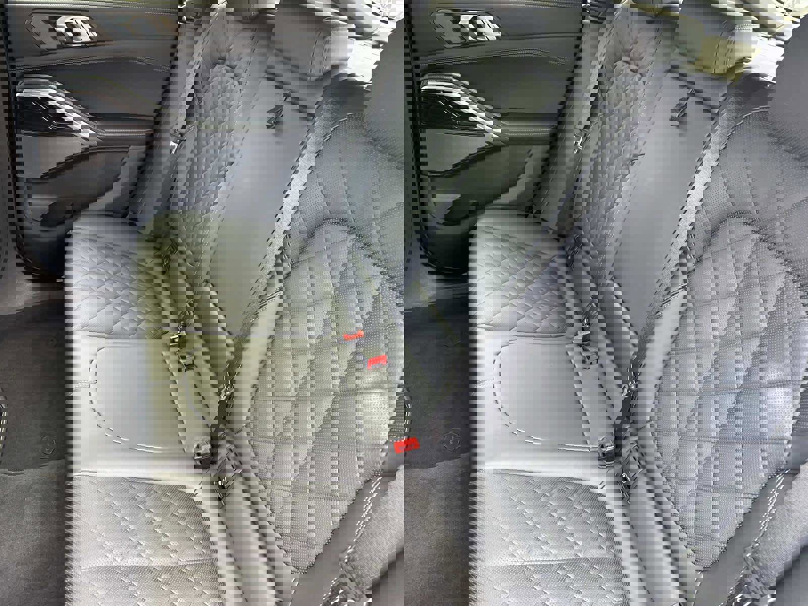 Certified 2025 BMW X6 xDrive40i image 13