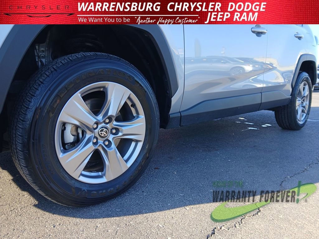 Used 2025 Toyota RAV4 XLE image 34