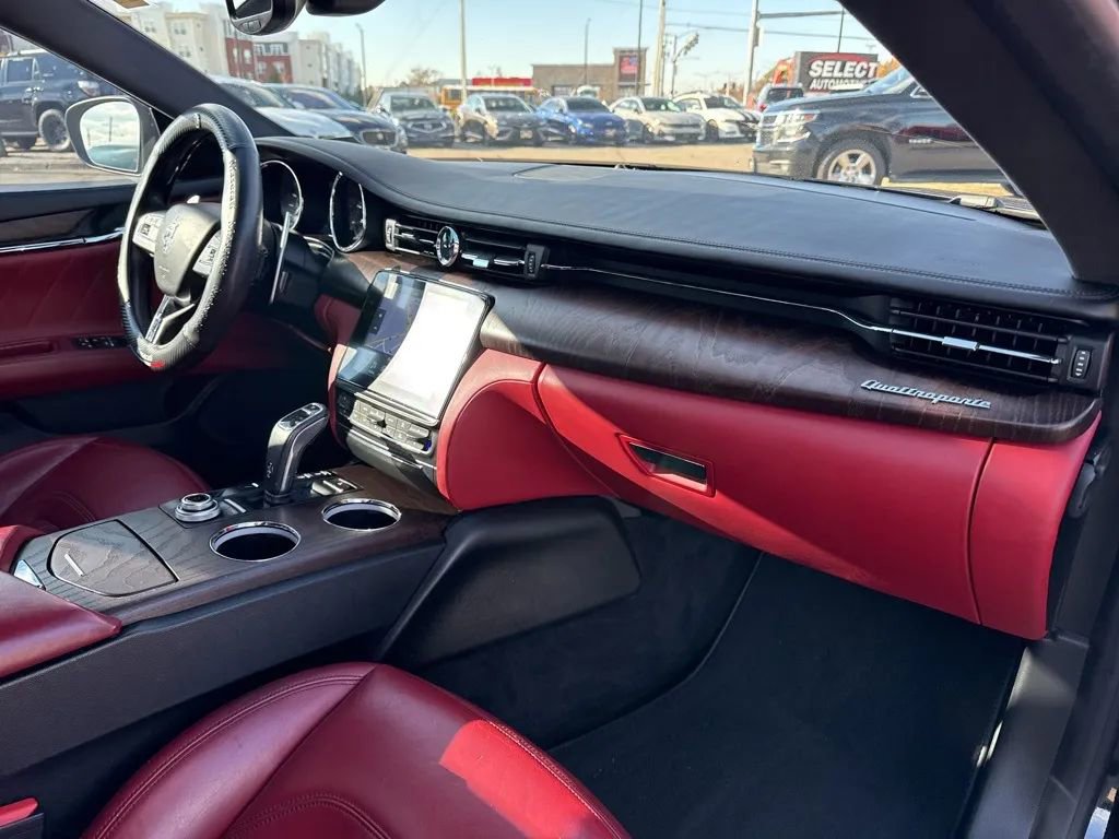 Used 2019 Maserati Quattroporte S image 21