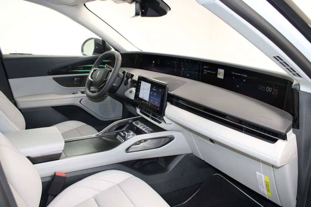 New 2026 Lincoln Nautilus Premier image 28