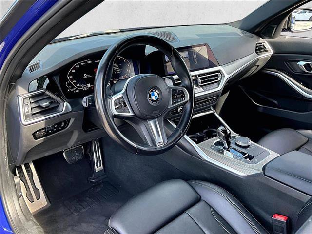 Used 2022 BMW 330i Sedan w/ M Sport Package RWD image 14