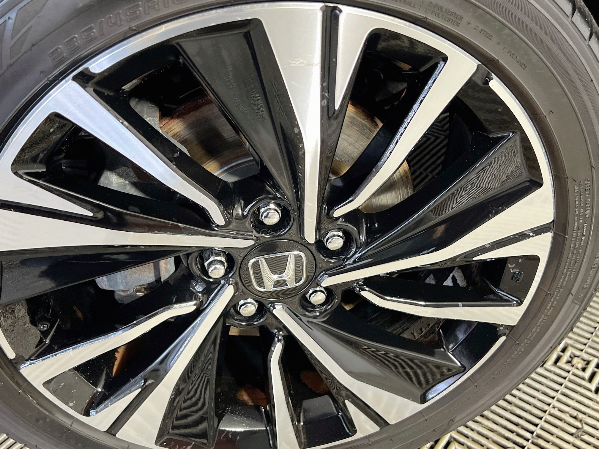 Used 2017 Honda Accord EX-L image 14