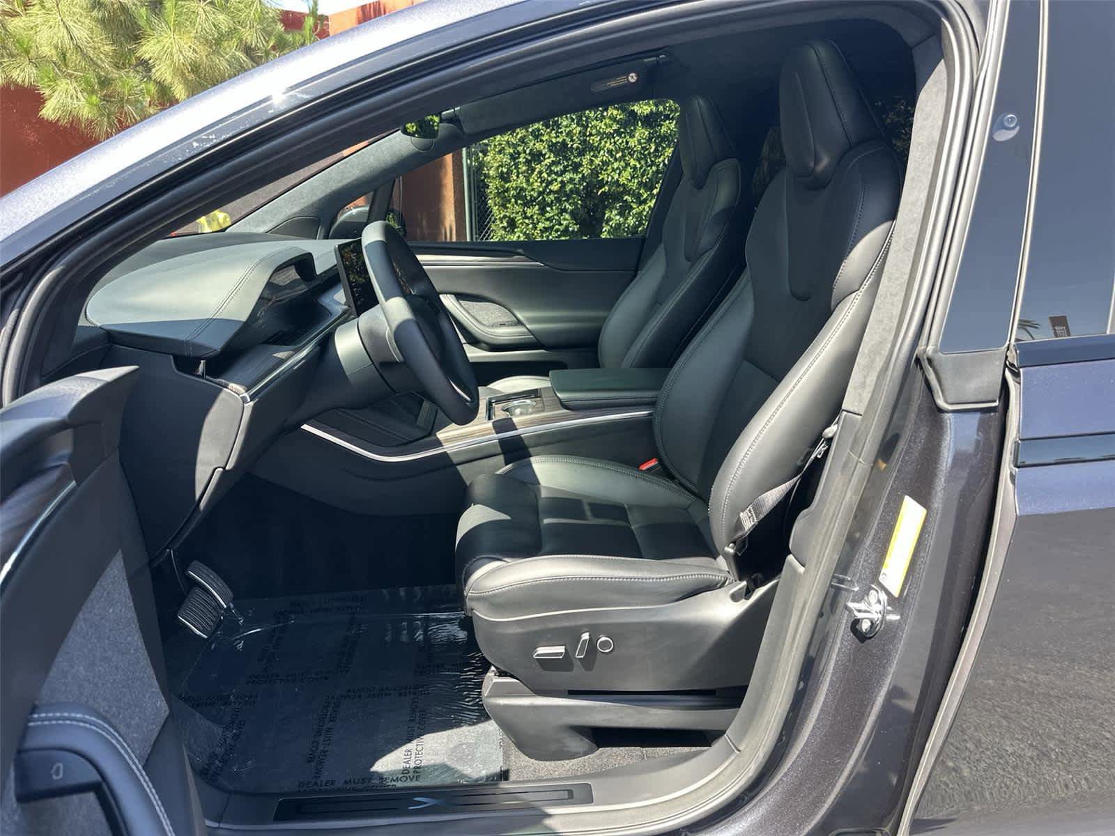 Used 2024 Tesla Model X AWD/4WD image 12