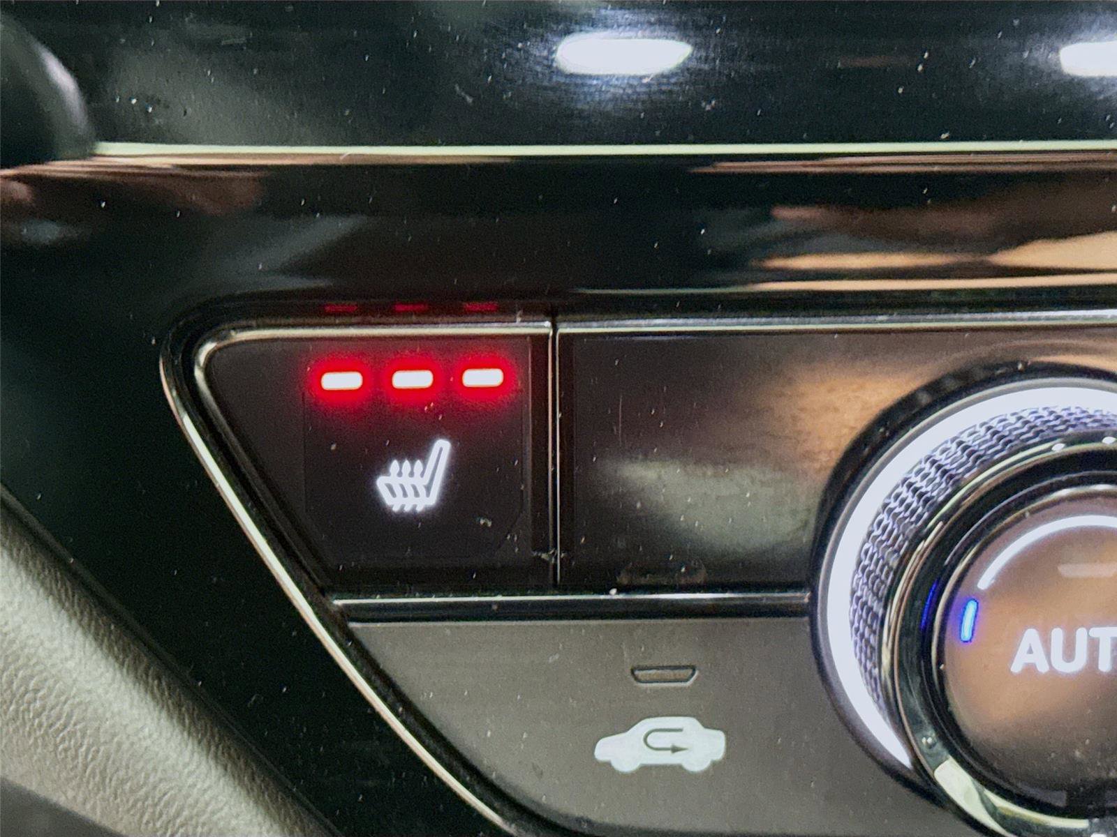 Used 2023 Honda Accord Sport image 16