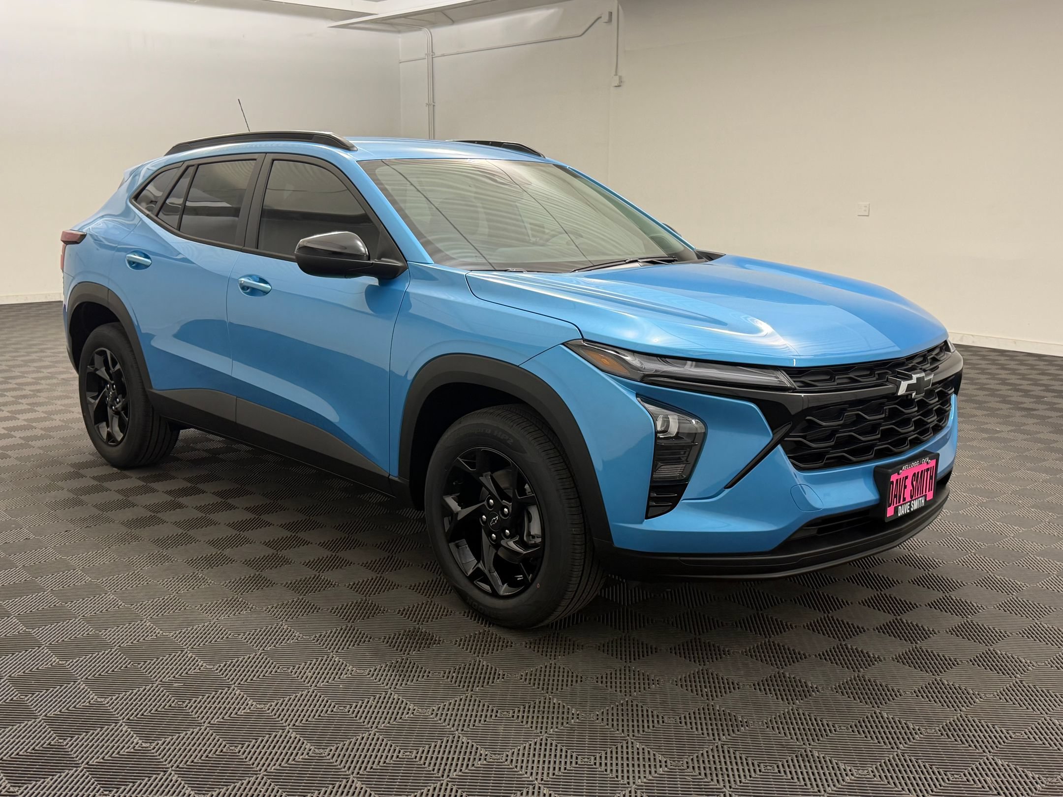New 2026 Chevrolet Trax LT w/ Midnight Edition FWD image 7