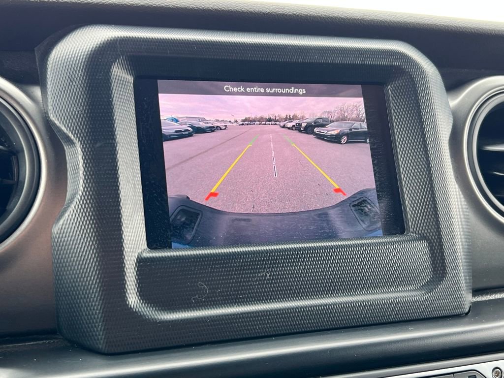 Used 2021 Jeep Gladiator Willys image 28