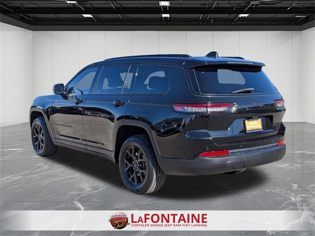 Certified 2024 Jeep Grand Cherokee L Laredo image 3