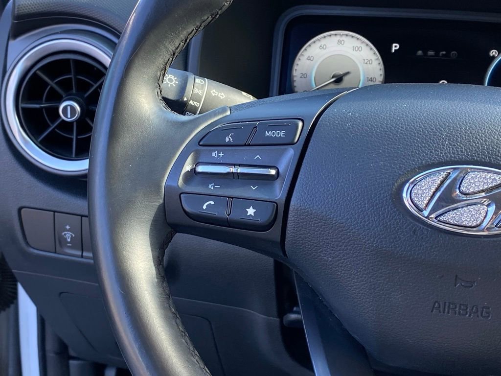 Used 2022 Hyundai Kona Limited image 14