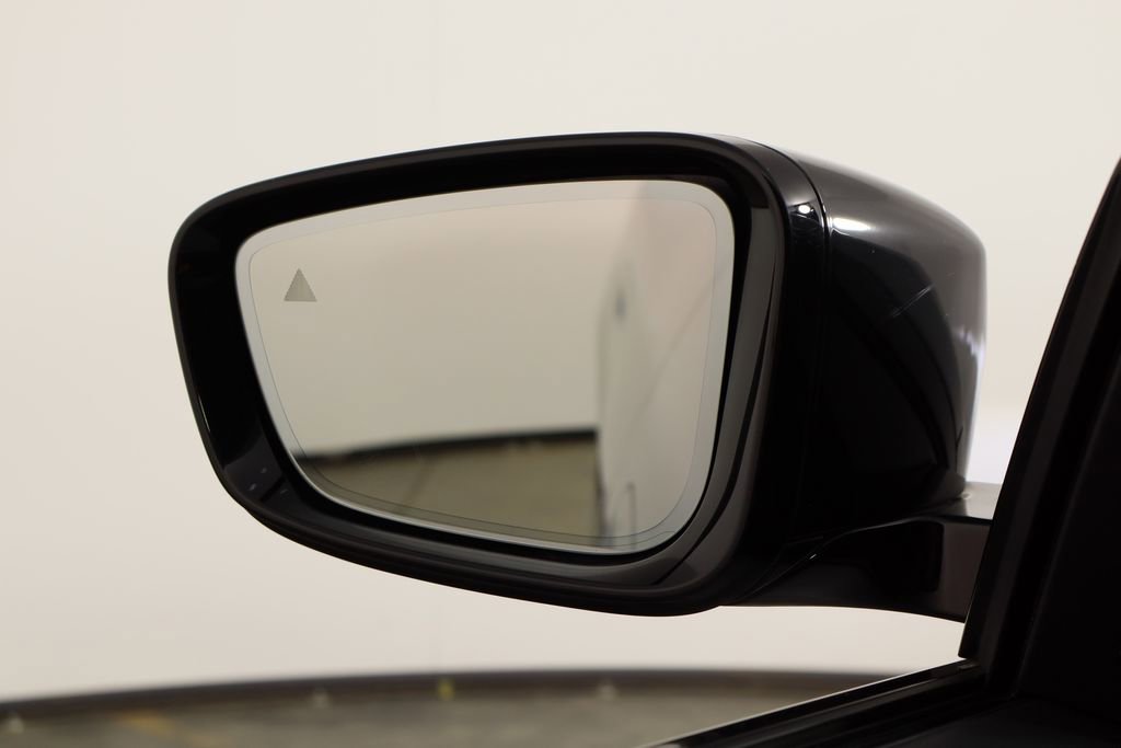 Used 2023 BMW i4 eDrive40 w/ M Sport Package image 46