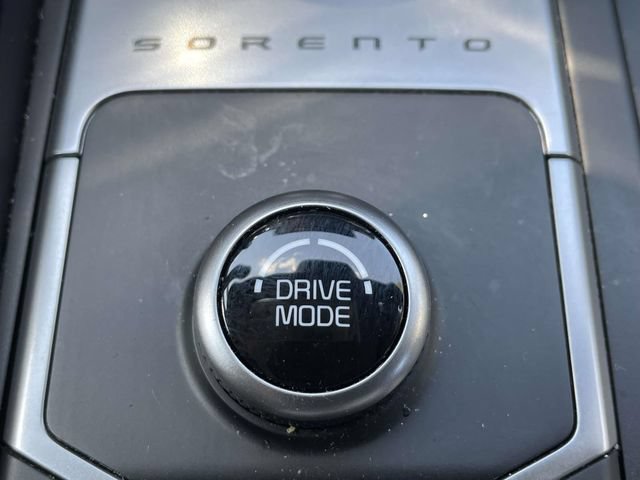 Certified 2023 Kia Sorento EX FWD image 28