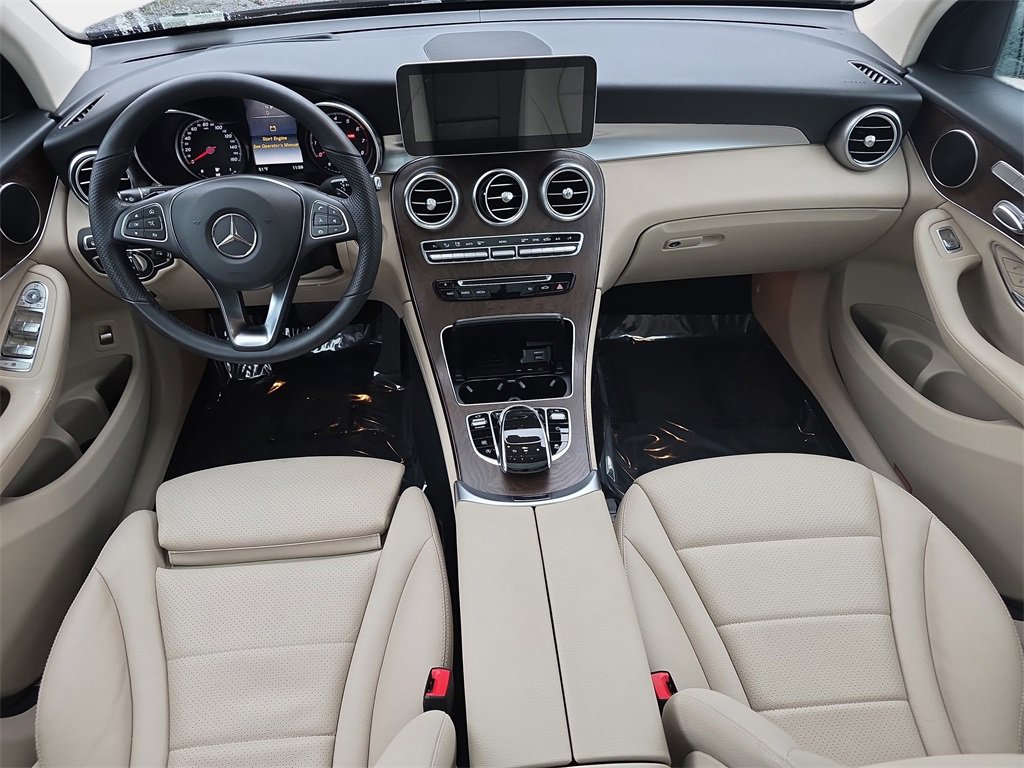 Used 2019 Mercedes-Benz GLC 300 4MATIC image 10