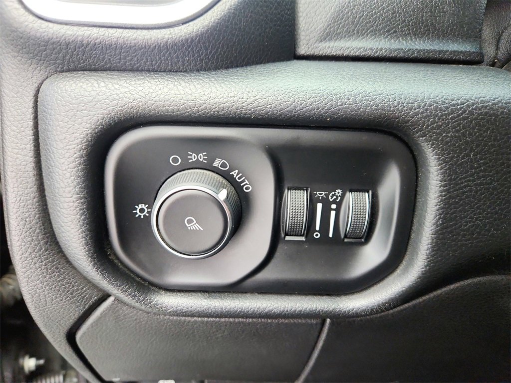 Used 2019 RAM 2500 Big Horn image 29