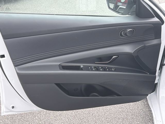 New 2026 Hyundai Elantra Sport image 10