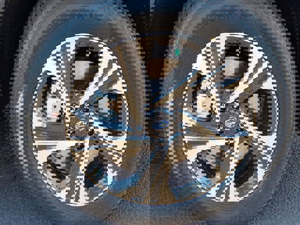 Certified 2025 Subaru Crosstrek 2.0i Premium image 10