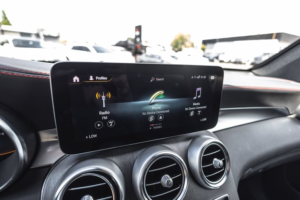Used 2022 Mercedes-Benz GLC 43 AMG 4MATIC image 11
