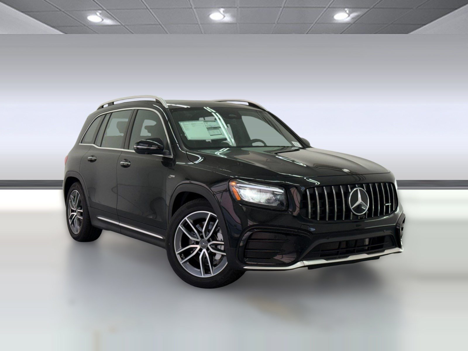 New 2026 Mercedes-Benz GLB 35 AMG 4MATIC image 6