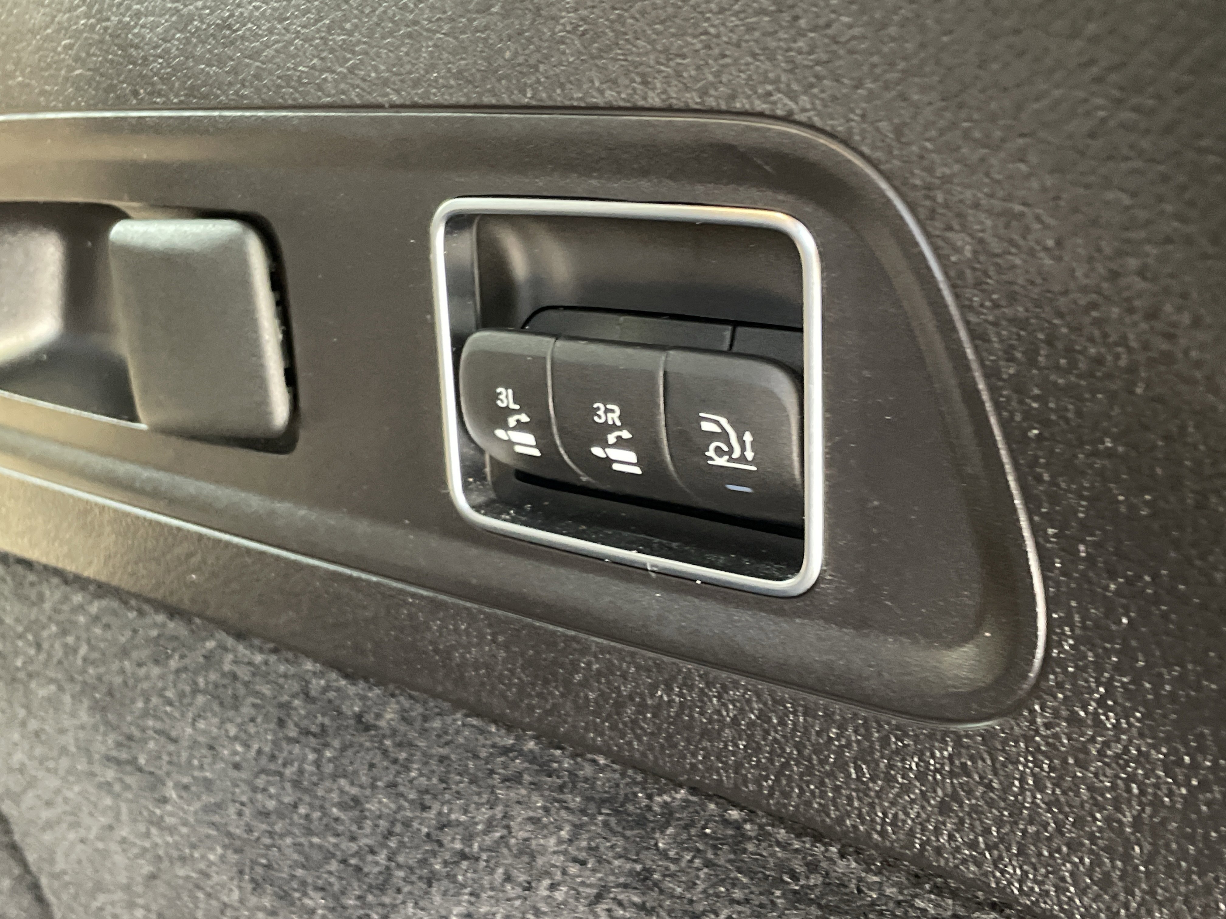 Certified 2023 Mercedes-Benz GLS 63 AMG 4MATIC image 12