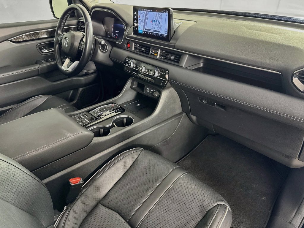 Certified 2025 Honda Pilot Elite image 41