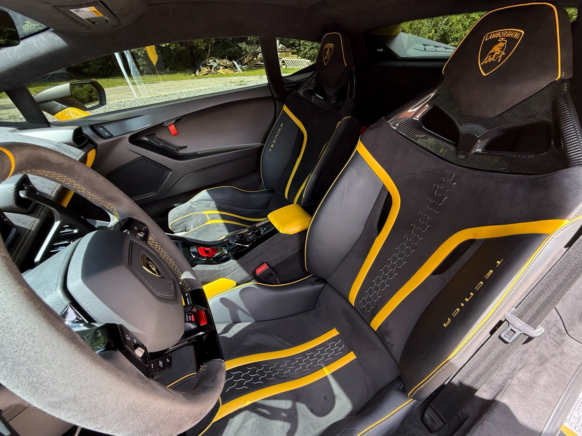 Used 2024 Lamborghini Huracan Tecnica RWD image 20