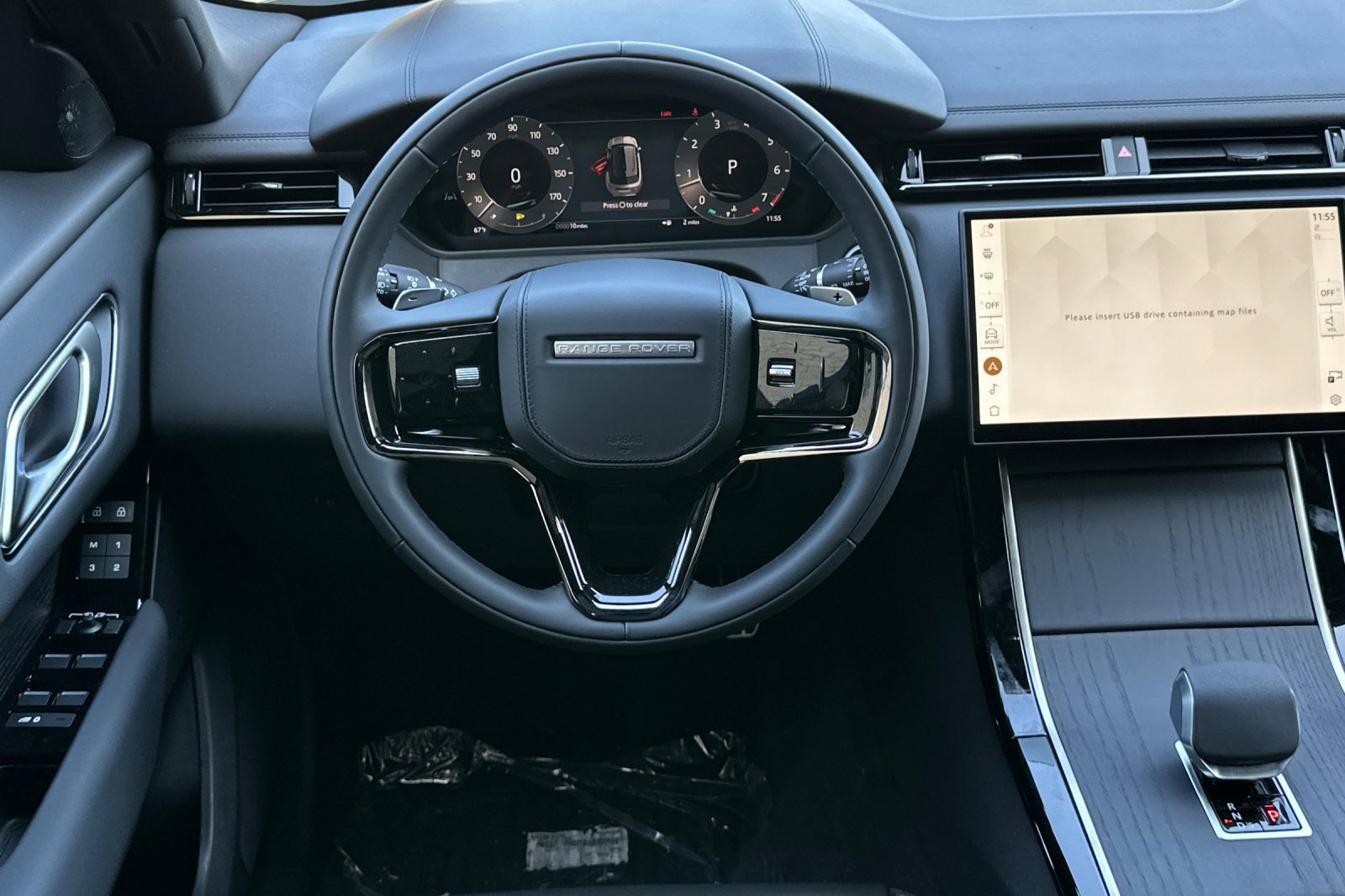 New 2026 Land Rover Range Rover Velar Dynamic SE image 15