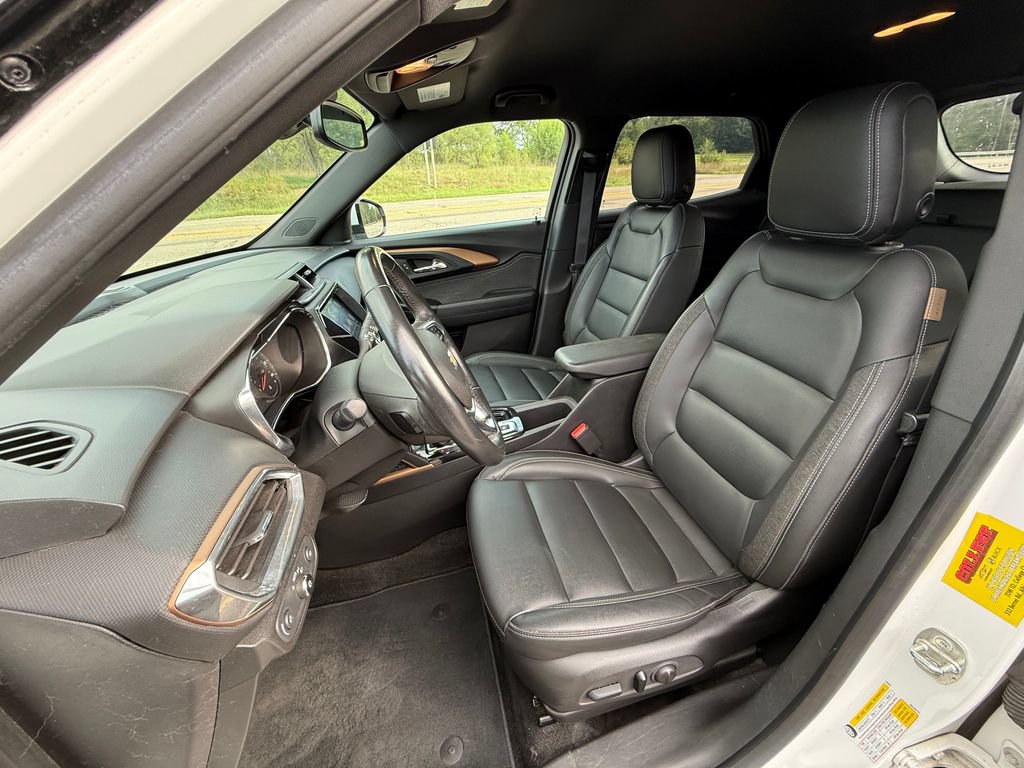 Used 2023 Chevrolet TrailBlazer ACTIV w/ Convenience Package AWD/4WD image 17
