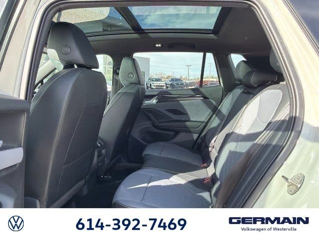 New 2026 Volkswagen Tiguan SE R-Line image 18