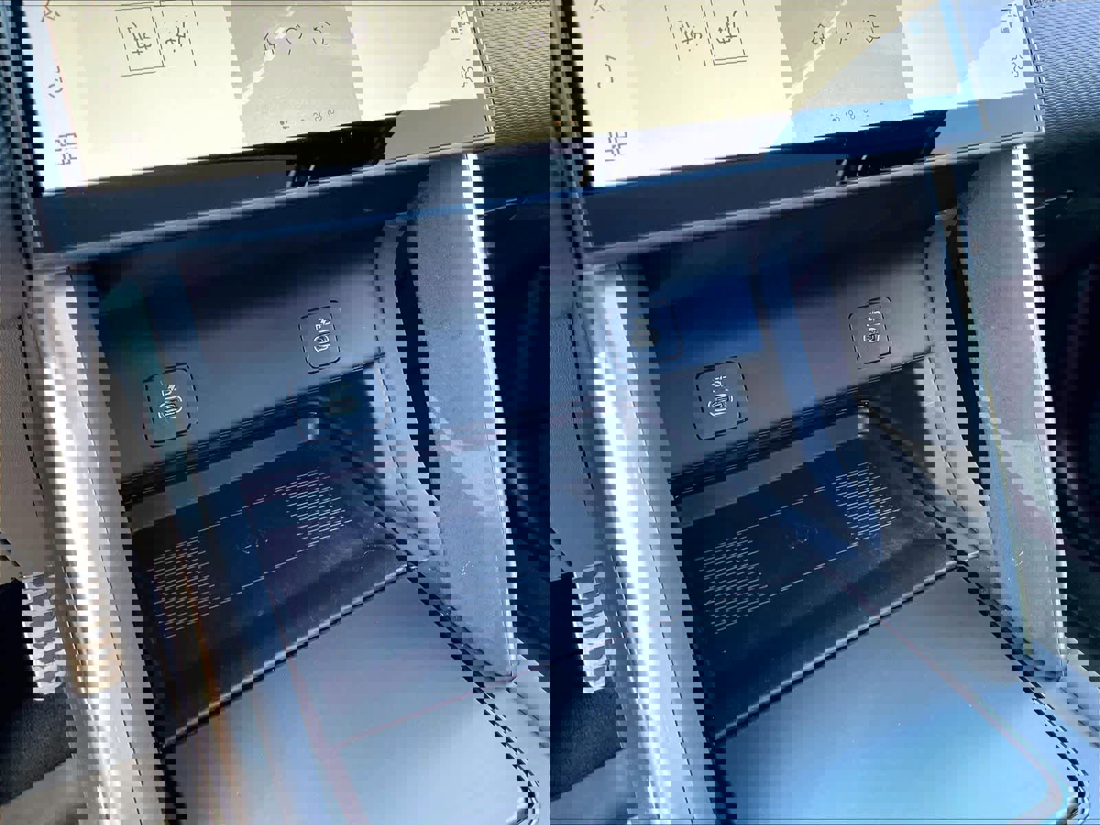 Used 2025 Land Rover Discovery Sport Dynamic SE image 35