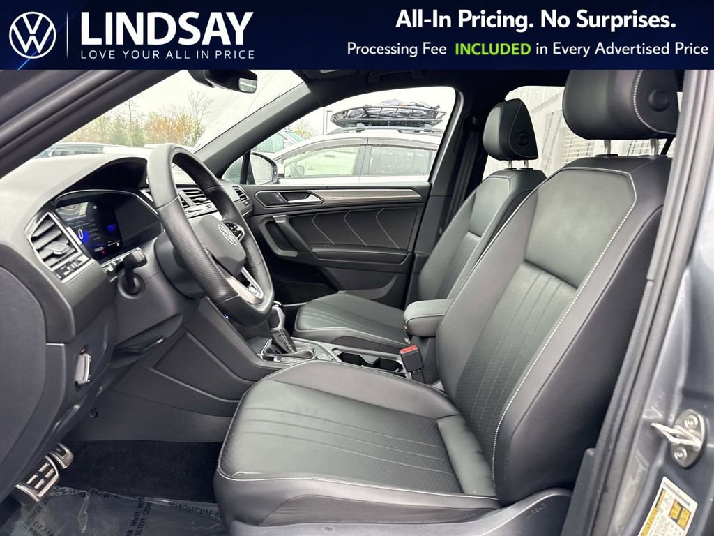 Used 2023 Volkswagen Tiguan SE R-Line AWD/4WD image 9