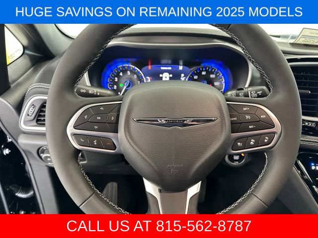 New 2025 Chrysler Pacifica Select image 16