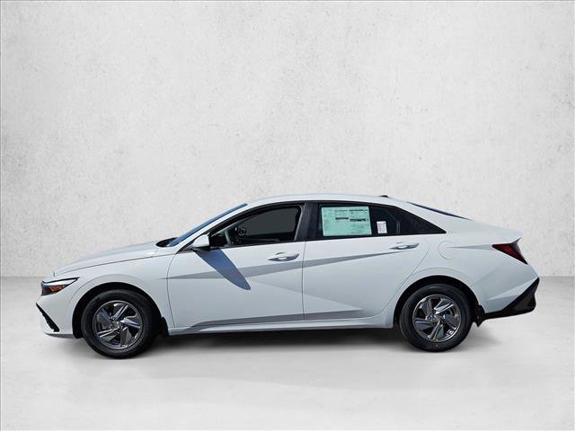 New 2026 Hyundai Elantra SE image 5