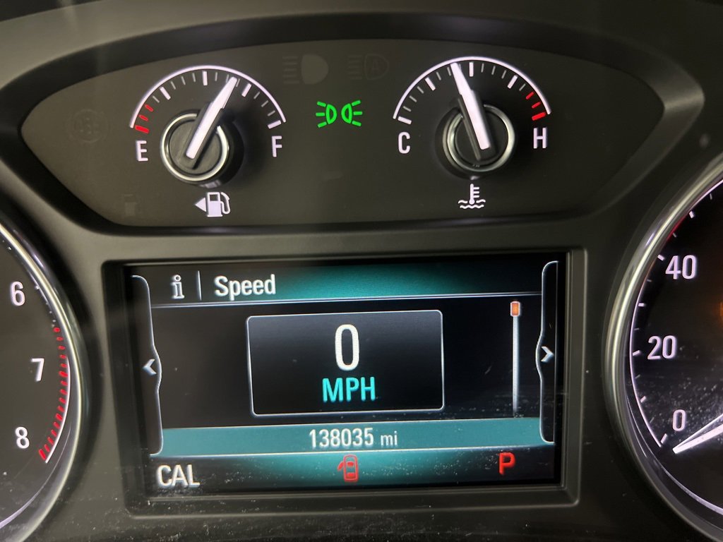 Used 2019 Buick Enclave Essence w/ LPO, Luxury Package image 11