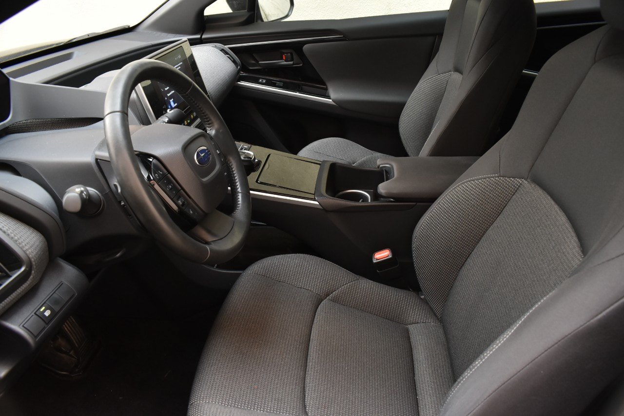 Used 2023 Subaru Solterra AWD image 15