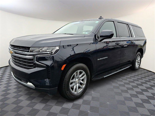 Certified 2023 Chevrolet Suburban LT image 3