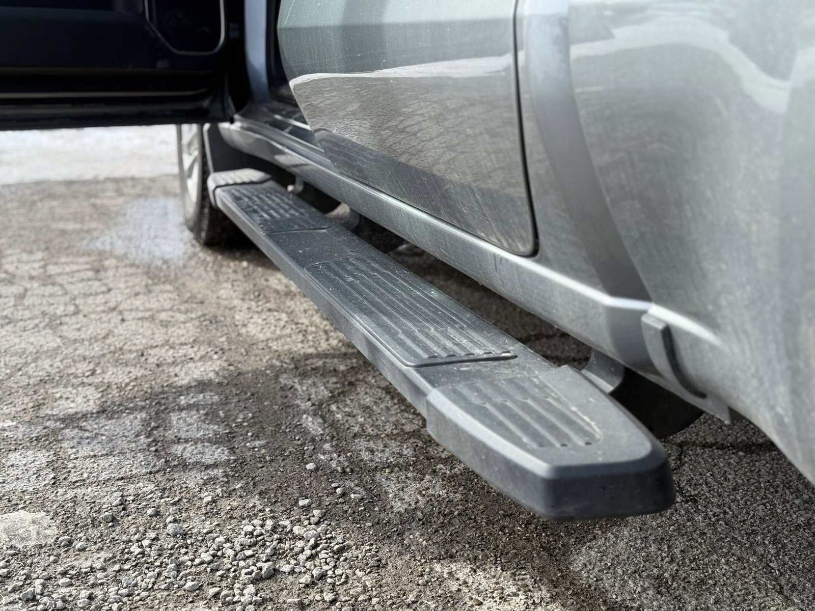 Used 2024 Chevrolet Silverado 1500 RST image 12