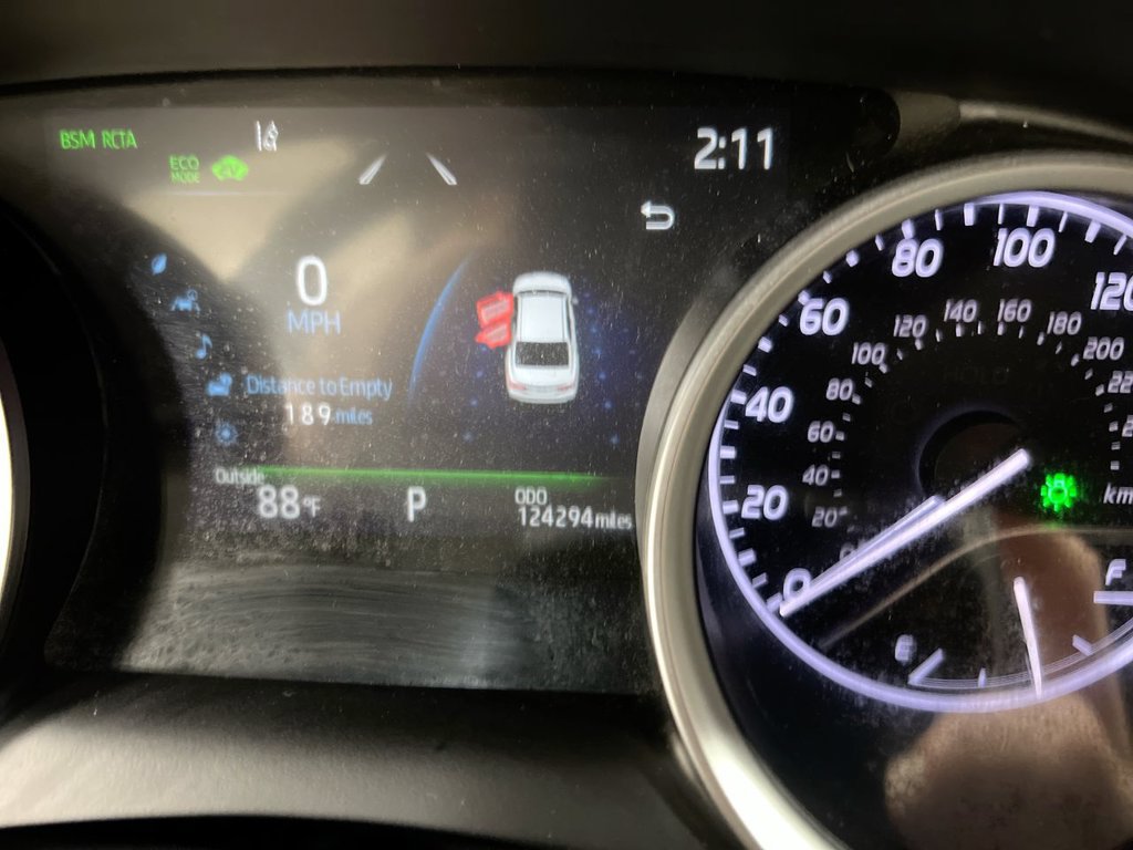 Used 2021 Toyota Camry XLE w/ Navigation Upgrade Package FWD image 13