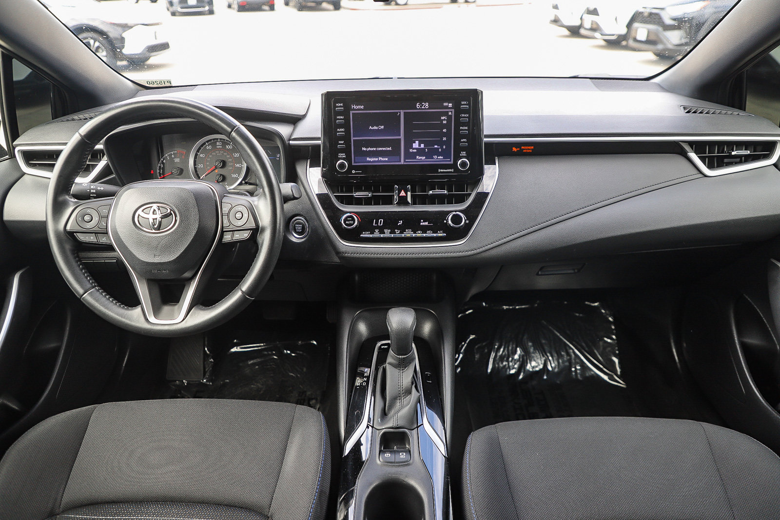 Used 2022 Toyota Corolla SE w/ SE Premium Package FWD image 12
