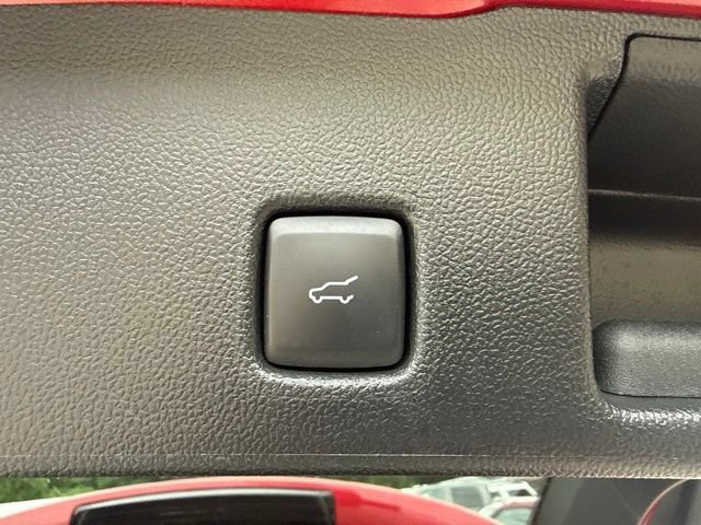 Used 2022 Ford Escape SE w/ Convenience Package FWD image 18