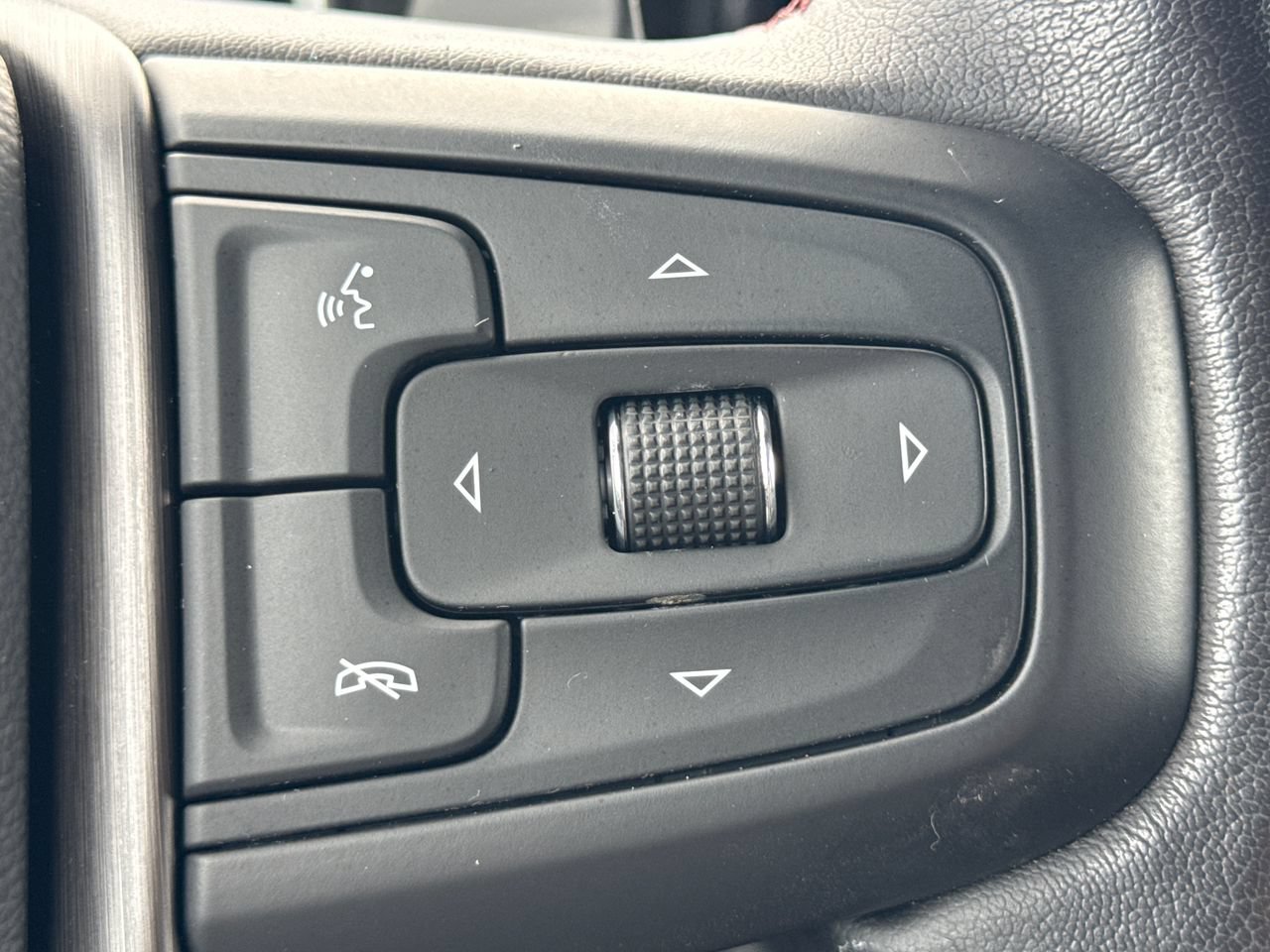 Used 2024 GMC Sierra 1500 AT4X AWD/4WD image 29