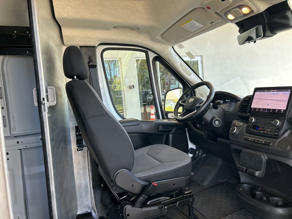 Used 2024 RAM ProMaster 3500 w/ Delivery Van Package image 22
